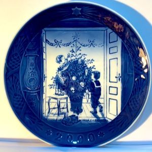 Royal Copenhagen Christmas Plate - 2000.